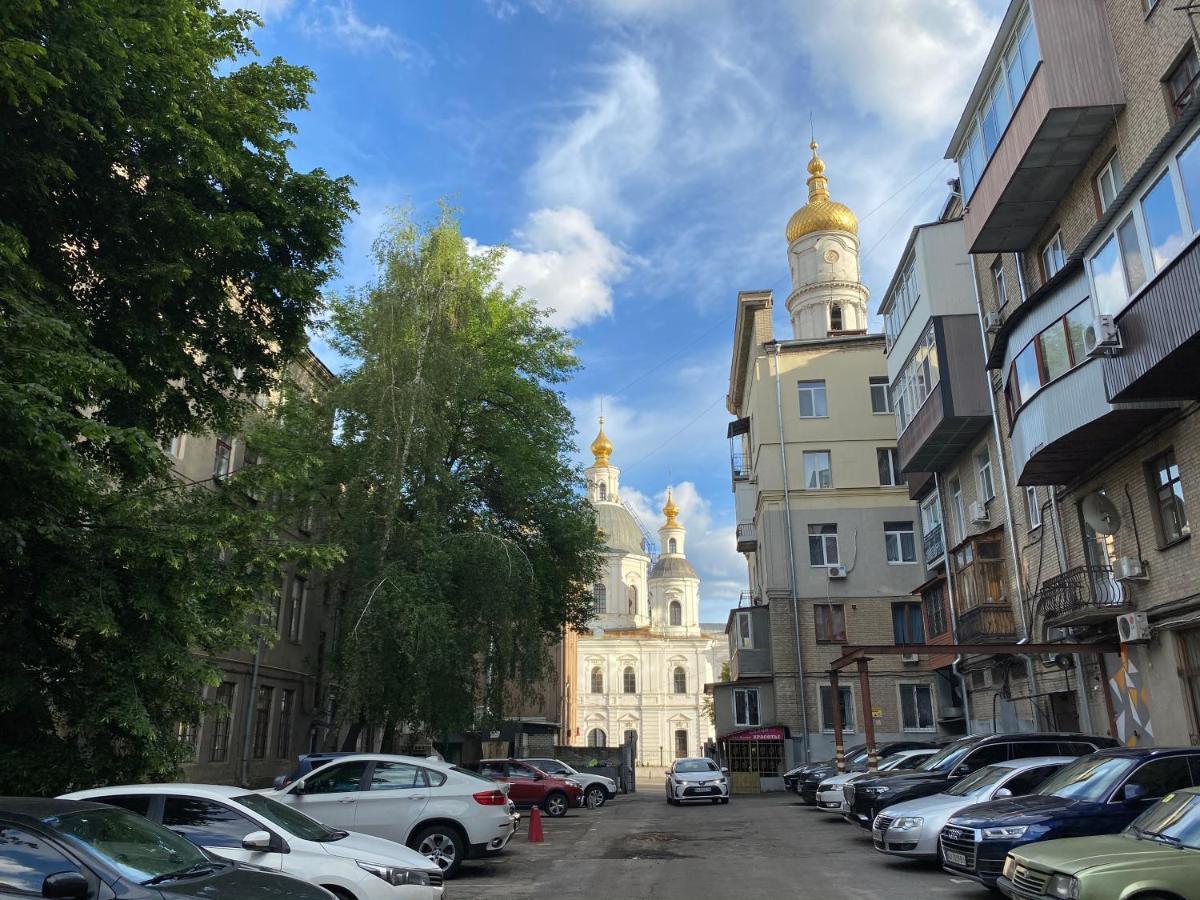 New Luxury Apartment In The Center On Konstitution Square Харьков Экстерьер фото